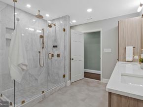 816 S Pitt Street, Alexandria VA 22314