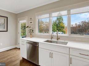 816 S Pitt Street, Alexandria VA 22314