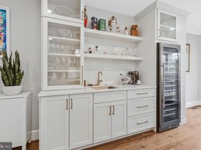 816 S Pitt Street, Alexandria VA 22314