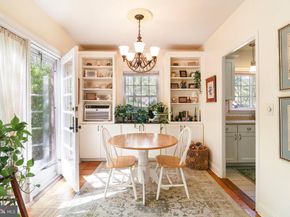 1144 Valley Drive, Alexandria VA 22302