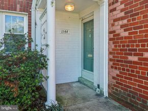 1144 Valley Drive, Alexandria VA 22302