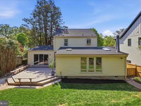 5537 10TH Street N, Arlington VA 22205