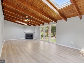 5537 10TH Street N, Arlington VA 22205