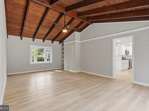 5537 10TH Street N, Arlington VA 22205