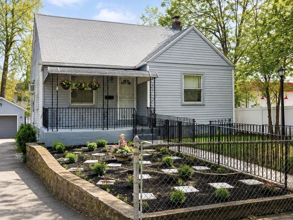 15 Hirst, Lansdowne PA 19050