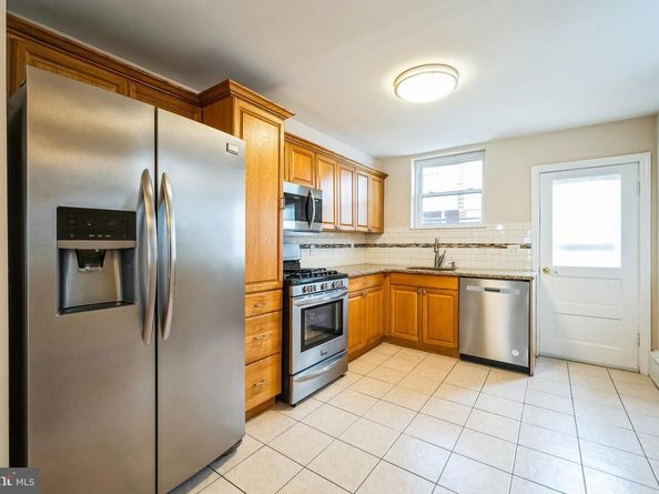 2620 S Camac Street, Philadelphia PA 19148