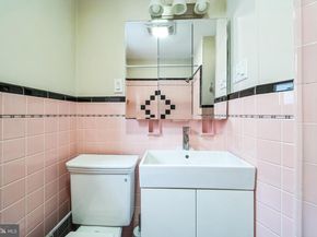 2620 S Camac Street, Philadelphia PA 19148