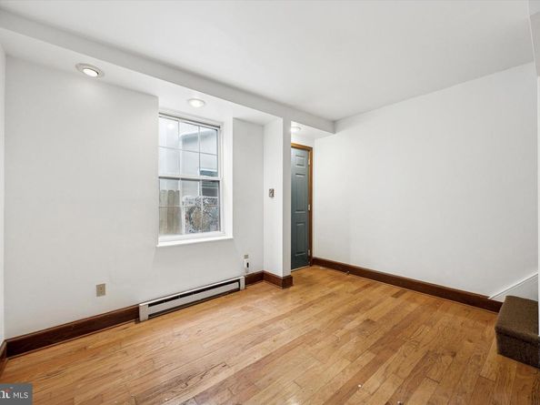 536 Montrose Street B, Philadelphia PA 19147