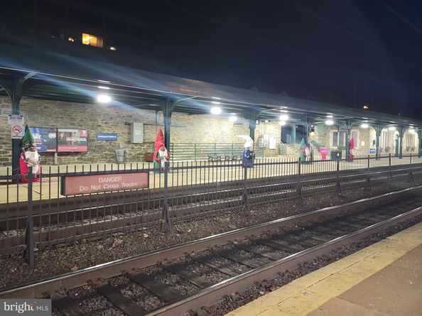 100 West Avenue 227S, Jenkintown PA 19046