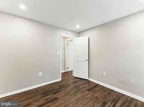 3391 Lakeside View Drive 205, Falls Church VA 22041