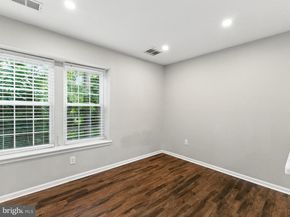 3391 Lakeside View Drive 205, Falls Church VA 22041