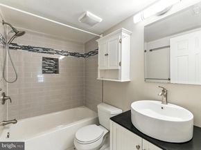 3391 Lakeside View Drive 205, Falls Church VA 22041