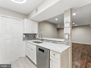3391 Lakeside View Drive 205, Falls Church VA 22041