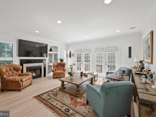 5102 Manning Drive, Bethesda MD 20814