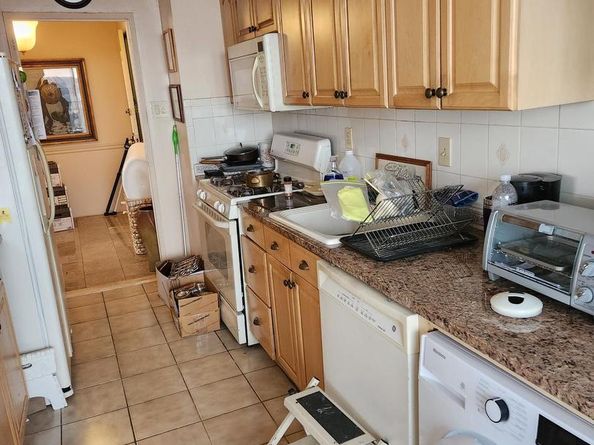 3900 Ford Road 21P, Philadelphia PA 19131