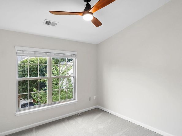 12913 Wood Crescent Circle, Herndon VA 20171