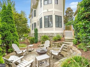 2807 1st Road N, Arlington VA 22201
