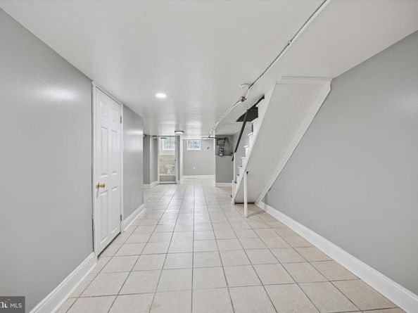 5333 Willows Avenue, Philadelphia PA 19143
