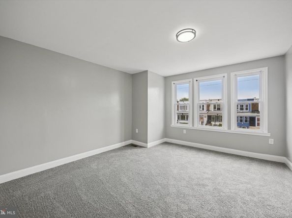 5333 Willows Avenue, Philadelphia PA 19143