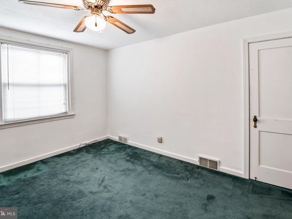 3819 Plumstead Avenue, Drexel Hill PA 19026