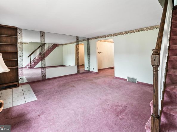 3819 Plumstead Avenue, Drexel Hill PA 19026
