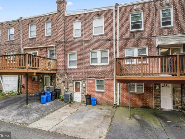 3819 Plumstead Avenue, Drexel Hill PA 19026
