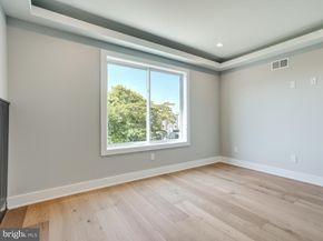 1933 N Leithgow Street, Philadelphia PA 19122