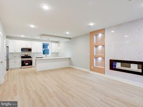 1933 N Leithgow Street, Philadelphia PA 19122