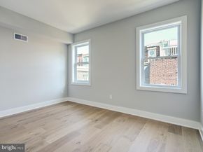 1933 N Leithgow Street, Philadelphia PA 19122