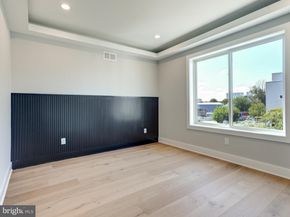 1933 N Leithgow Street, Philadelphia PA 19122