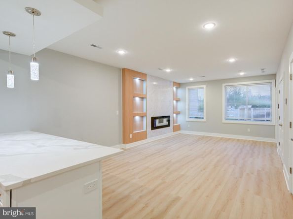 1933 N Leithgow Street, Philadelphia PA 19122