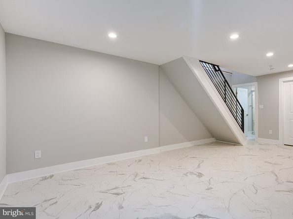 1933 N Leithgow Street, Philadelphia PA 19122