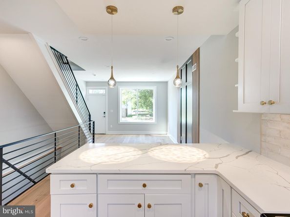 1933 N Leithgow Street, Philadelphia PA 19122