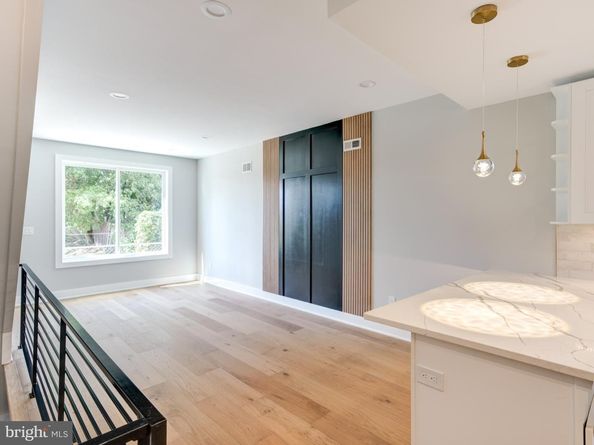 1933 N Leithgow Street, Philadelphia PA 19122