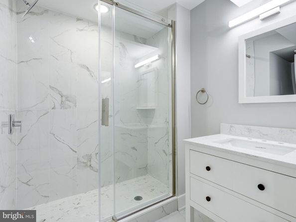 1933 N Leithgow Street, Philadelphia PA 19122