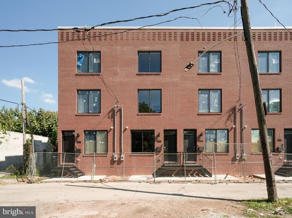 1933 N Leithgow Street, Philadelphia PA 19122