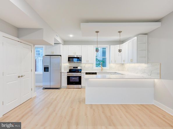 1933 N Leithgow Street, Philadelphia PA 19122