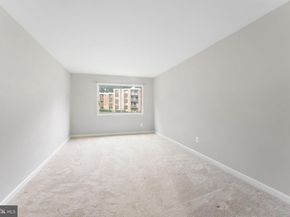 2902 Kings Chapel Road 13/6, Falls Church VA 22042