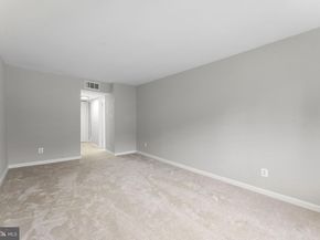 2902 Kings Chapel Road 13/6, Falls Church VA 22042