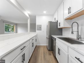 2902 Kings Chapel Road 13/6, Falls Church VA 22042