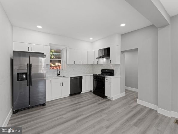 9 N Front Street, Darby PA 19023