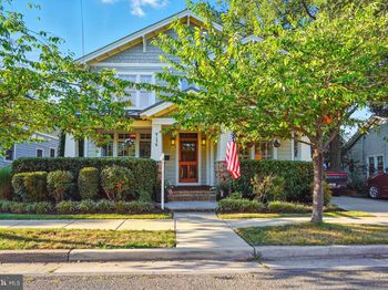 416 E Alexandria Avenue