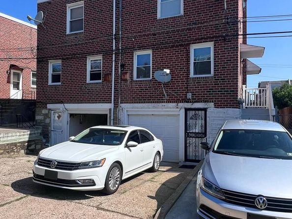 1716 Bergen Street, Philadelphia PA 19152