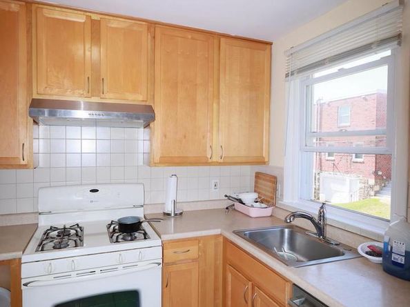 1716 Bergen Street, Philadelphia PA 19152