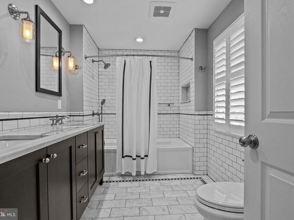 1306 Moon Drive, Yardley PA 19067