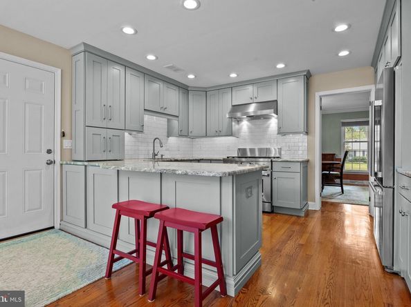 1306 Moon Drive, Yardley PA 19067