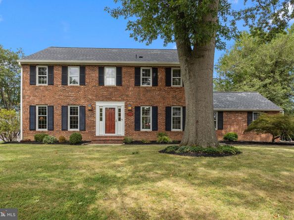 1306 Moon Drive, Yardley PA 19067