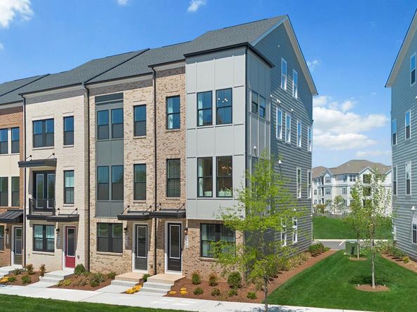 13728 Aviation Place, Herndon VA 20171