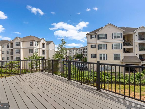 13728 Aviation Place, Herndon VA 20171