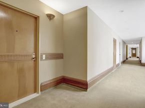 1101 S Arlington Ridge Road 112, Arlington VA 22202